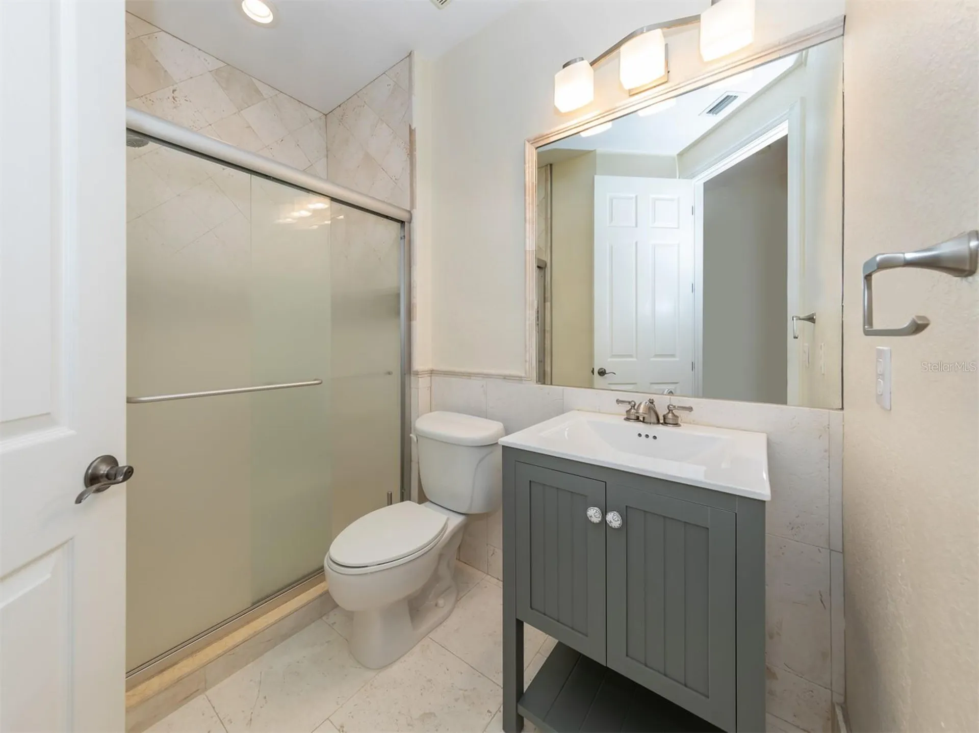 5531 46th Court W Bradenton FL 34210