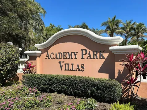 5531 46th Court W Bradenton FL 34210