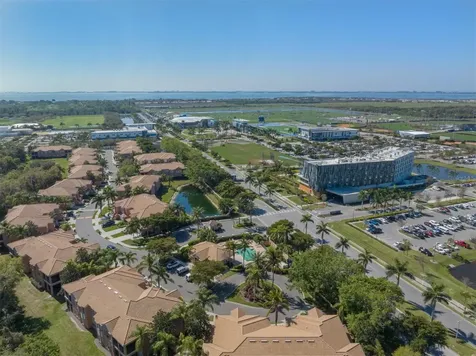 5531 46th Court W Bradenton FL 34210