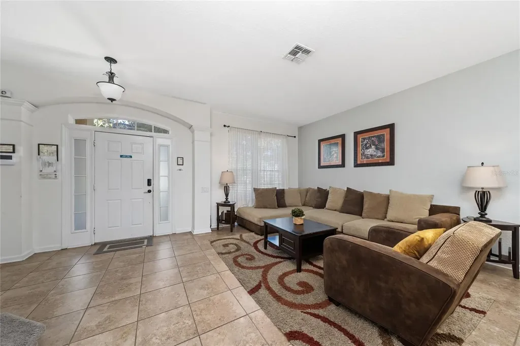 7803 Basnett Circle Kissimmee FL 34747