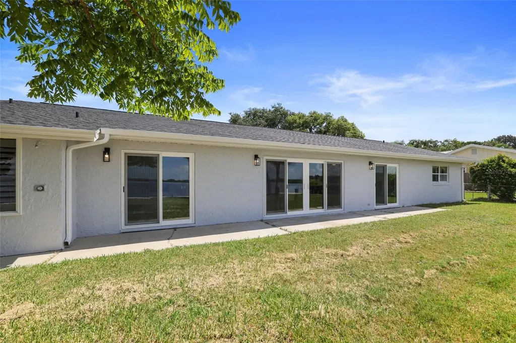 11930 W Bayshore Drive Crystal River FL 34429