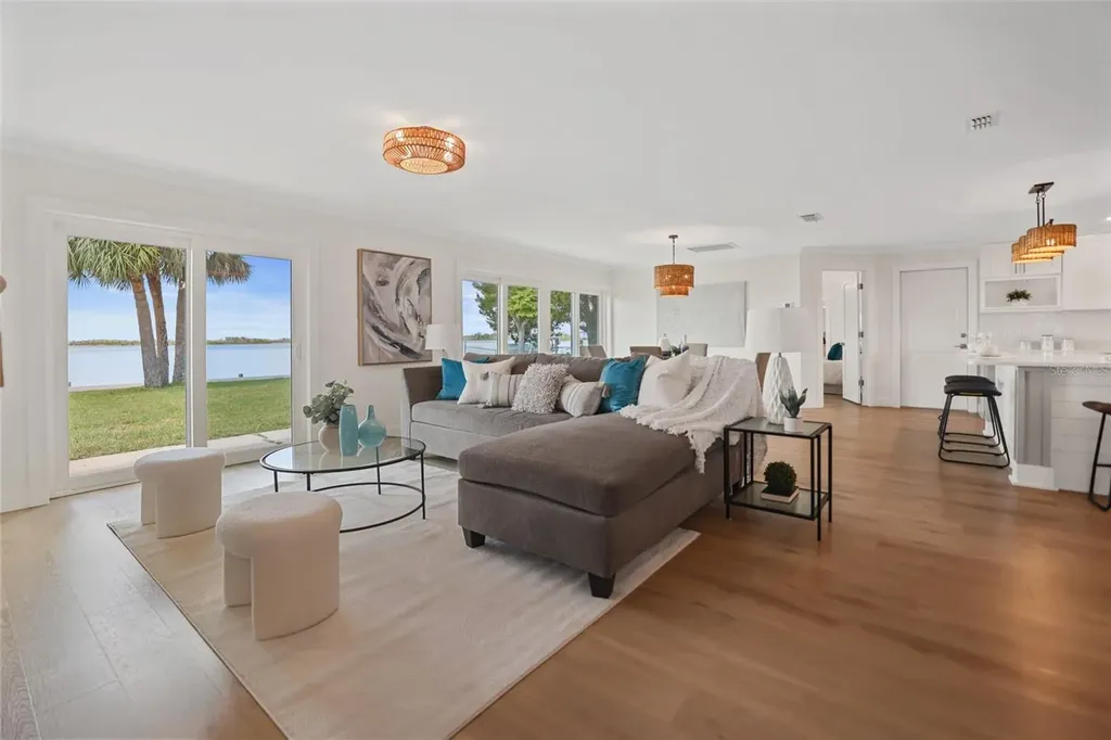 11930 W Bayshore Drive Crystal River FL 34429