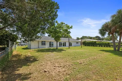 11930 W Bayshore Drive Crystal River FL 34429