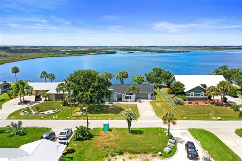 11930 W Bayshore Drive Crystal River FL 34429