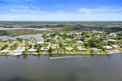 11930 W Bayshore Drive Crystal River FL 34429