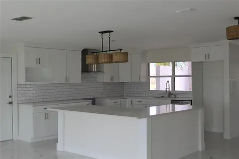 11930 W Bayshore Drive Crystal River FL 34429