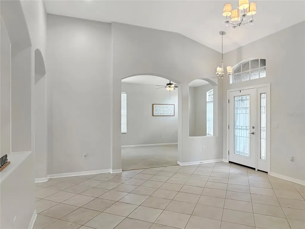 6817 Cromwell Garden Drive Apollo Beach FL 33572