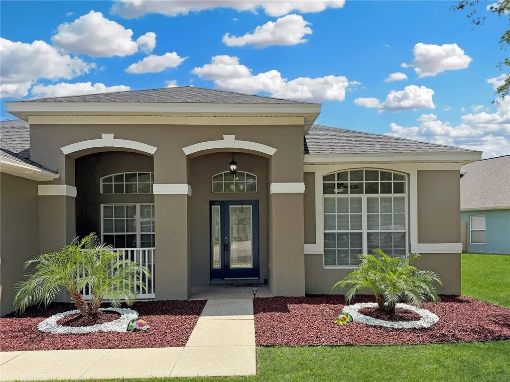 6817 Cromwell Garden Drive Apollo Beach FL 33572