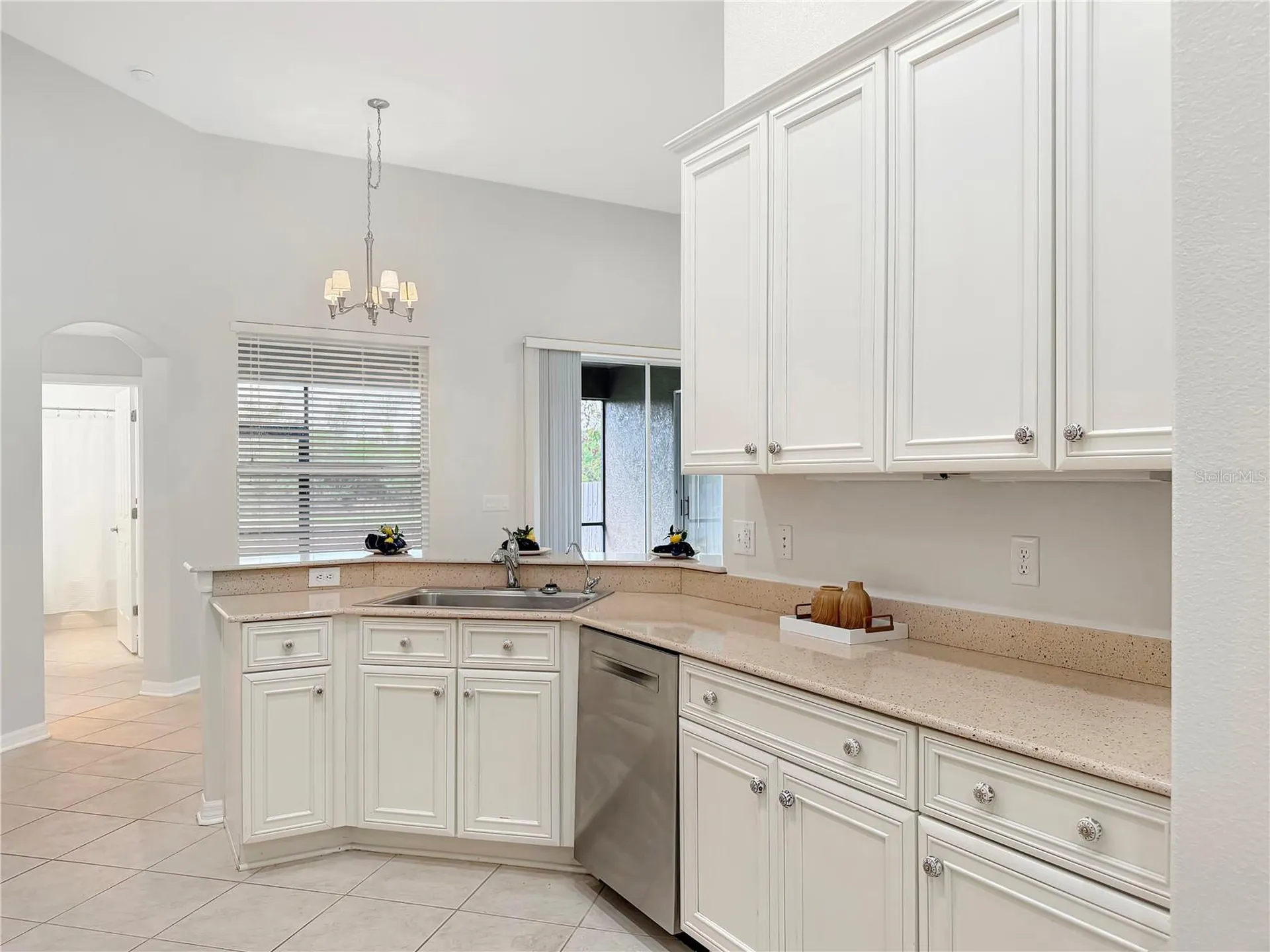 6817 Cromwell Garden Drive Apollo Beach FL 33572