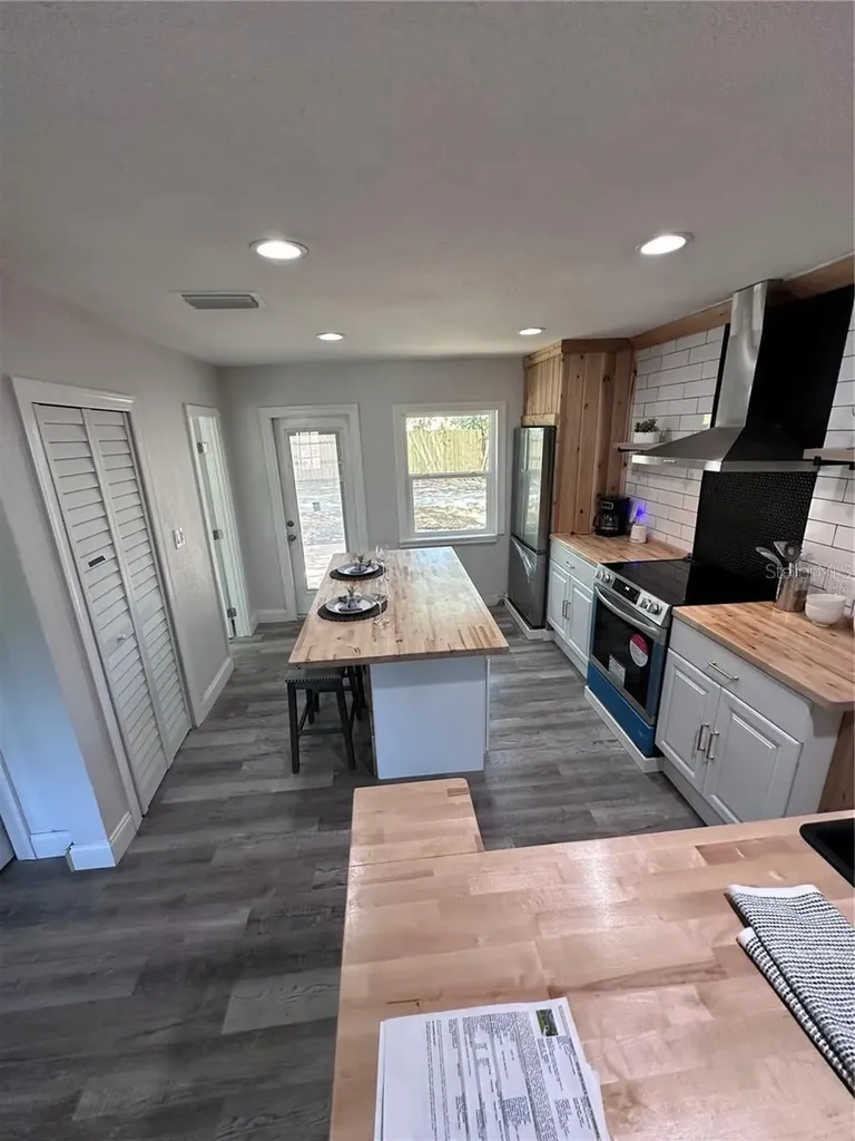 4629 26th Avenue S St Petersburg FL 33711
