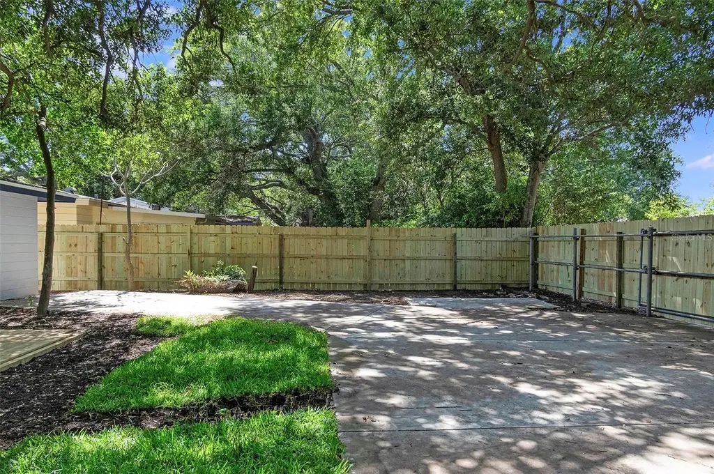4629 26th Avenue S St Petersburg FL 33711