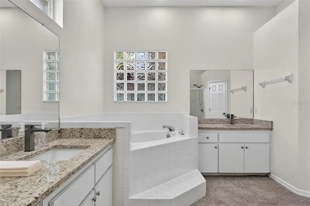 131 Ruby Lake Drive Winter Haven FL 33884