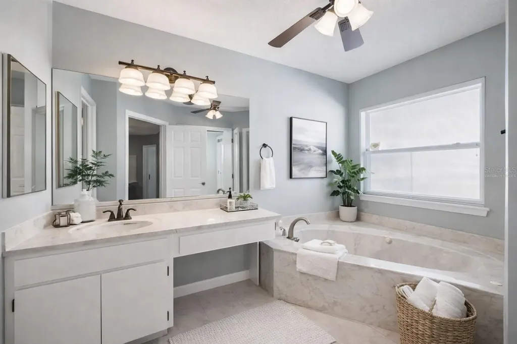 8045 Landgrove Court Orlando FL 32819
