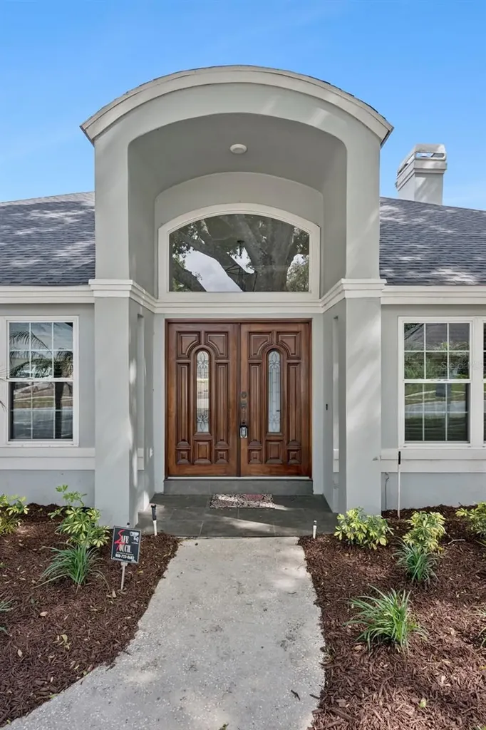 8045 Landgrove Court Orlando FL 32819