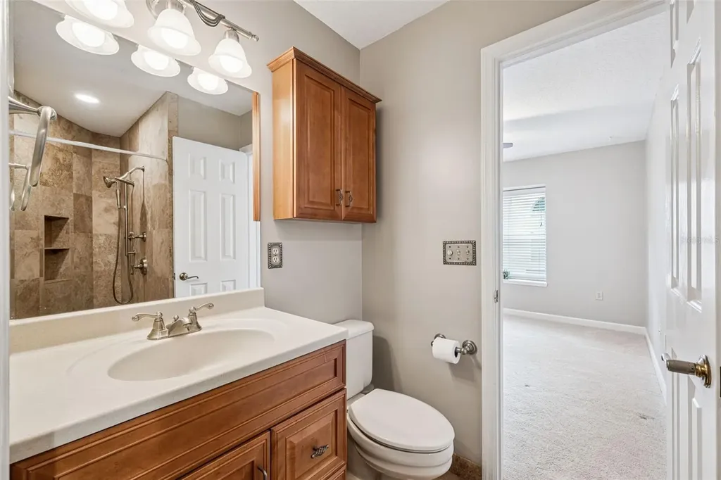 8045 Landgrove Court Orlando FL 32819