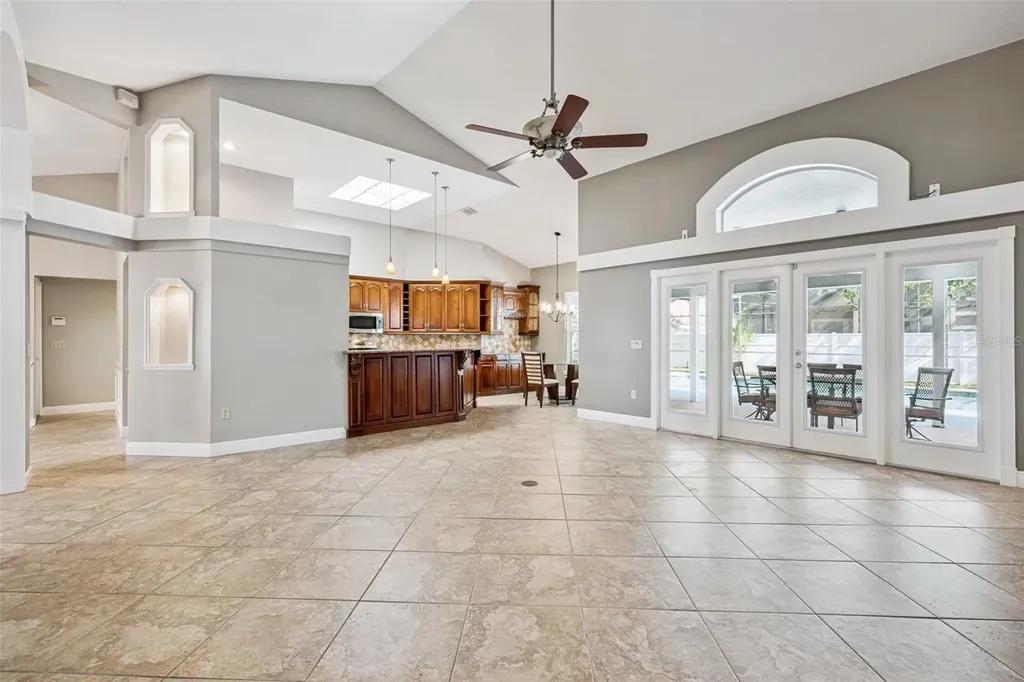 8045 Landgrove Court Orlando FL 32819