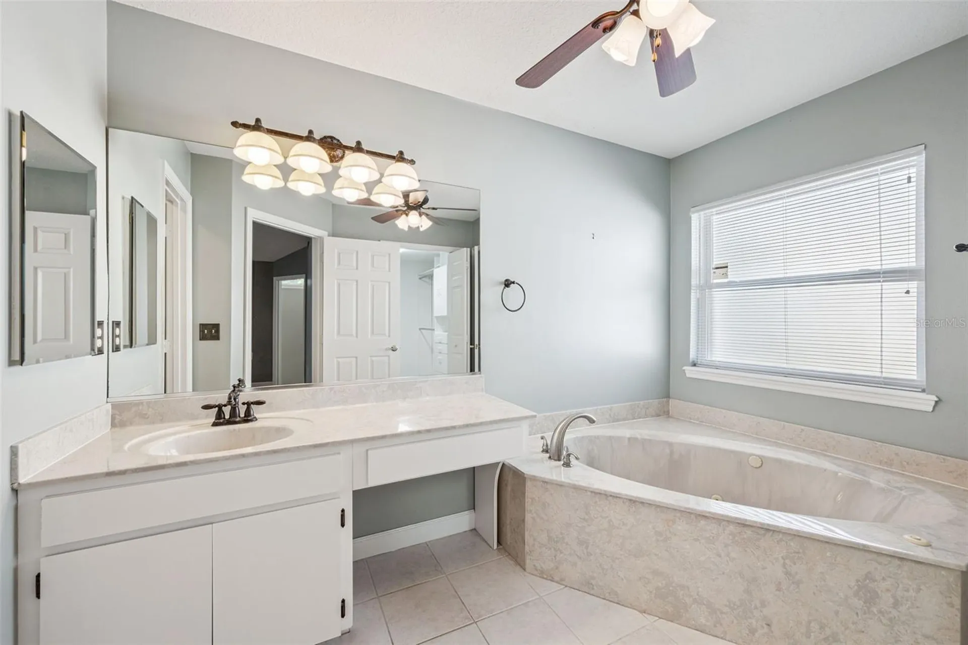 8045 Landgrove Court Orlando FL 32819