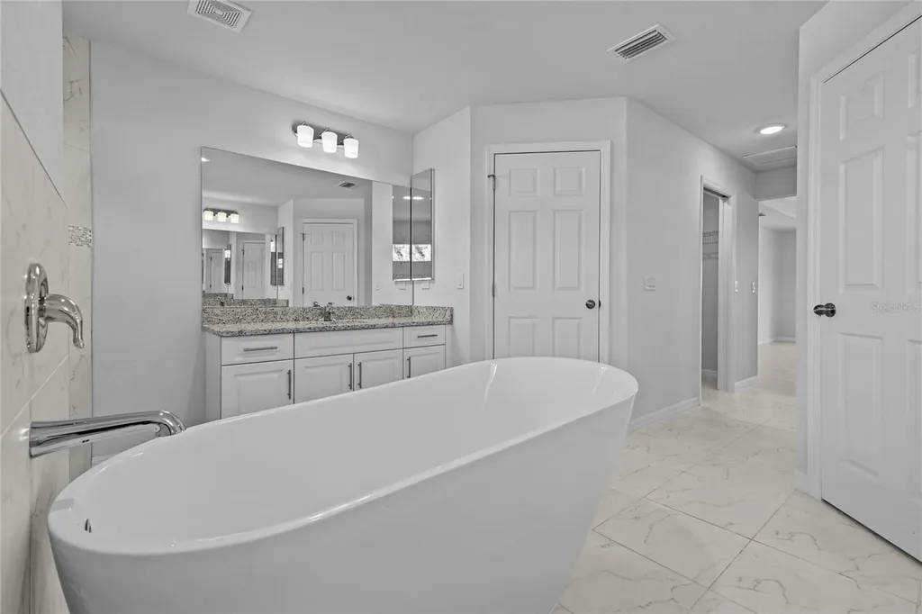 710 NW 2nd Lane Cape Coral FL 33993