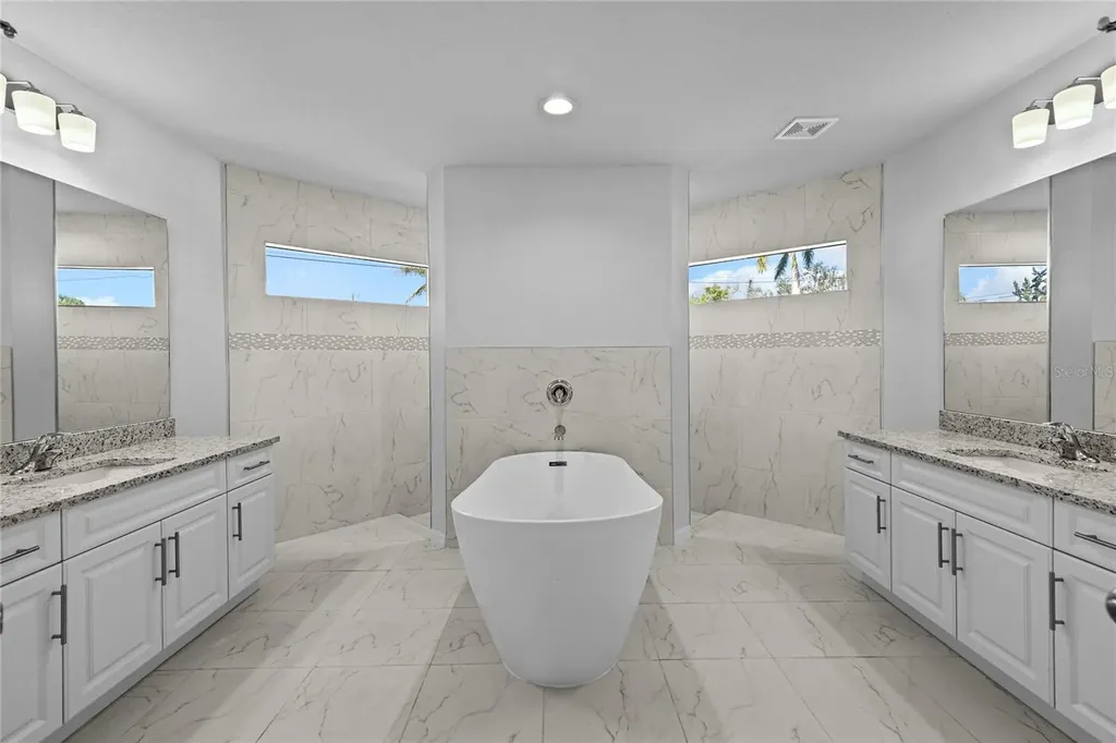 710 NW 2nd Lane Cape Coral FL 33993