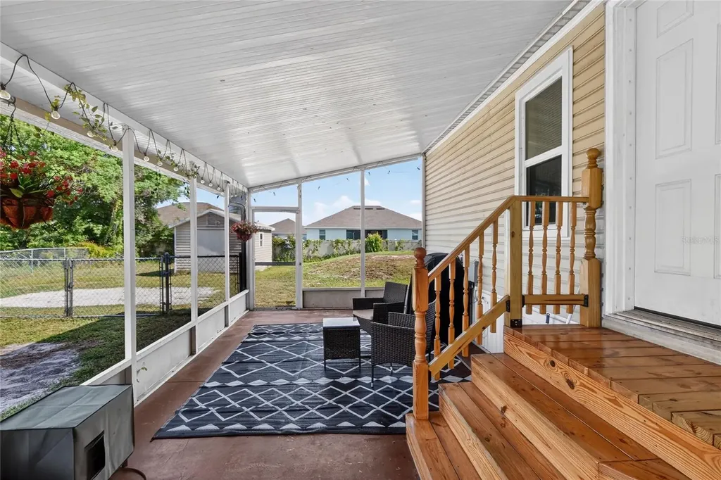 3071 Keuka Loop Lakeland FL 33810