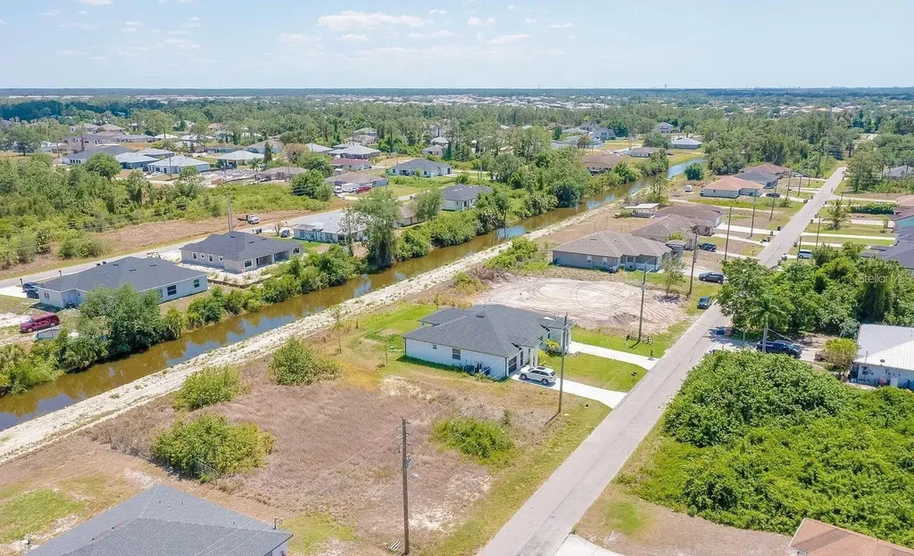2405/2407 Ansel Avenue S Lehigh Acres FL 33973
