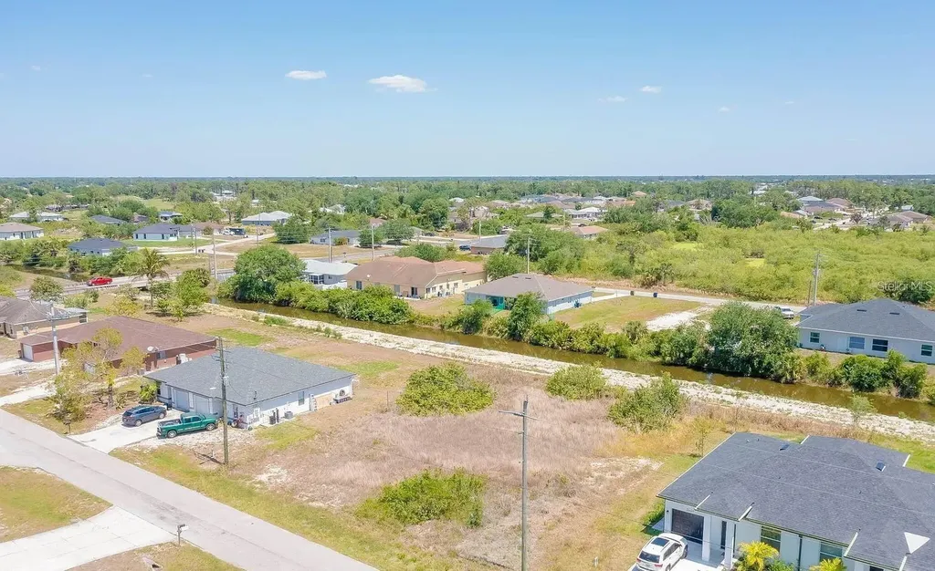 2405/2407 Ansel Avenue S Lehigh Acres FL 33973