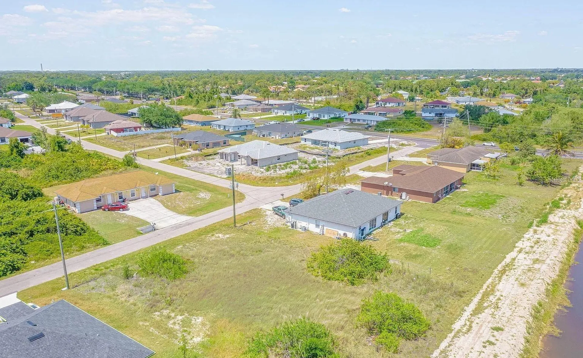 2405/2407 Ansel Avenue S Lehigh Acres FL 33973
