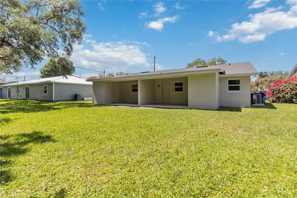 217 Montana Avenue St Cloud FL 34769