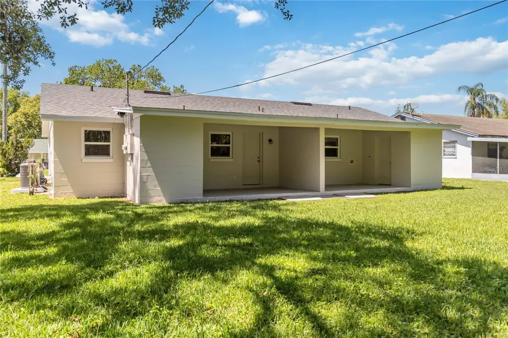 217 Montana Avenue St Cloud FL 34769