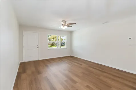 217 Montana Avenue St Cloud FL 34769