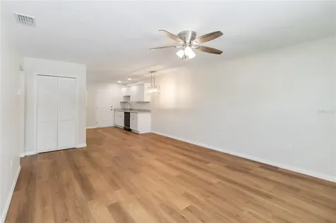 217 Montana Avenue St Cloud FL 34769