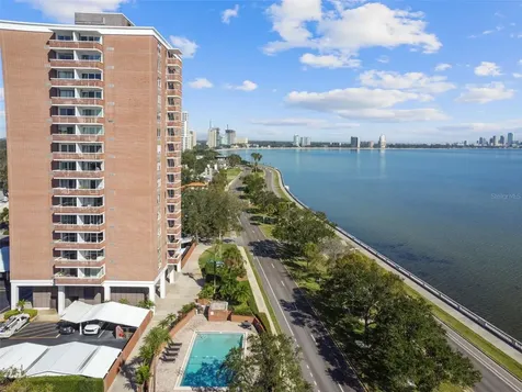 4015 Bayshore Boulevard Tampa FL 33611