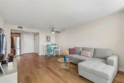 4015 Bayshore Boulevard Tampa FL 33611