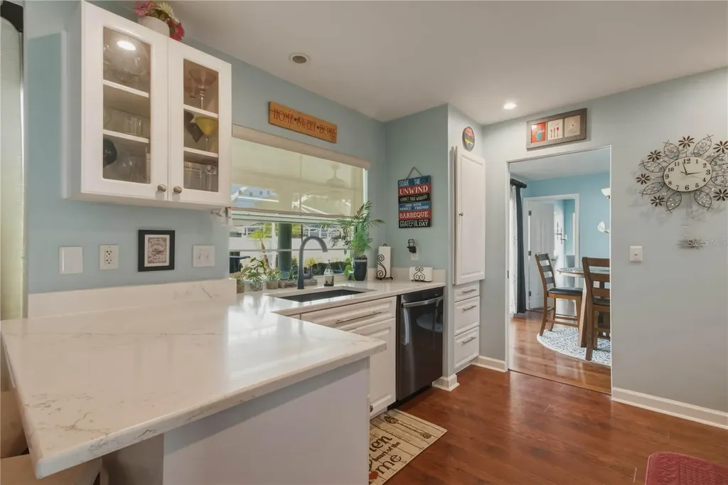 2990 Meadow Oak Drive N Clearwater FL 33761