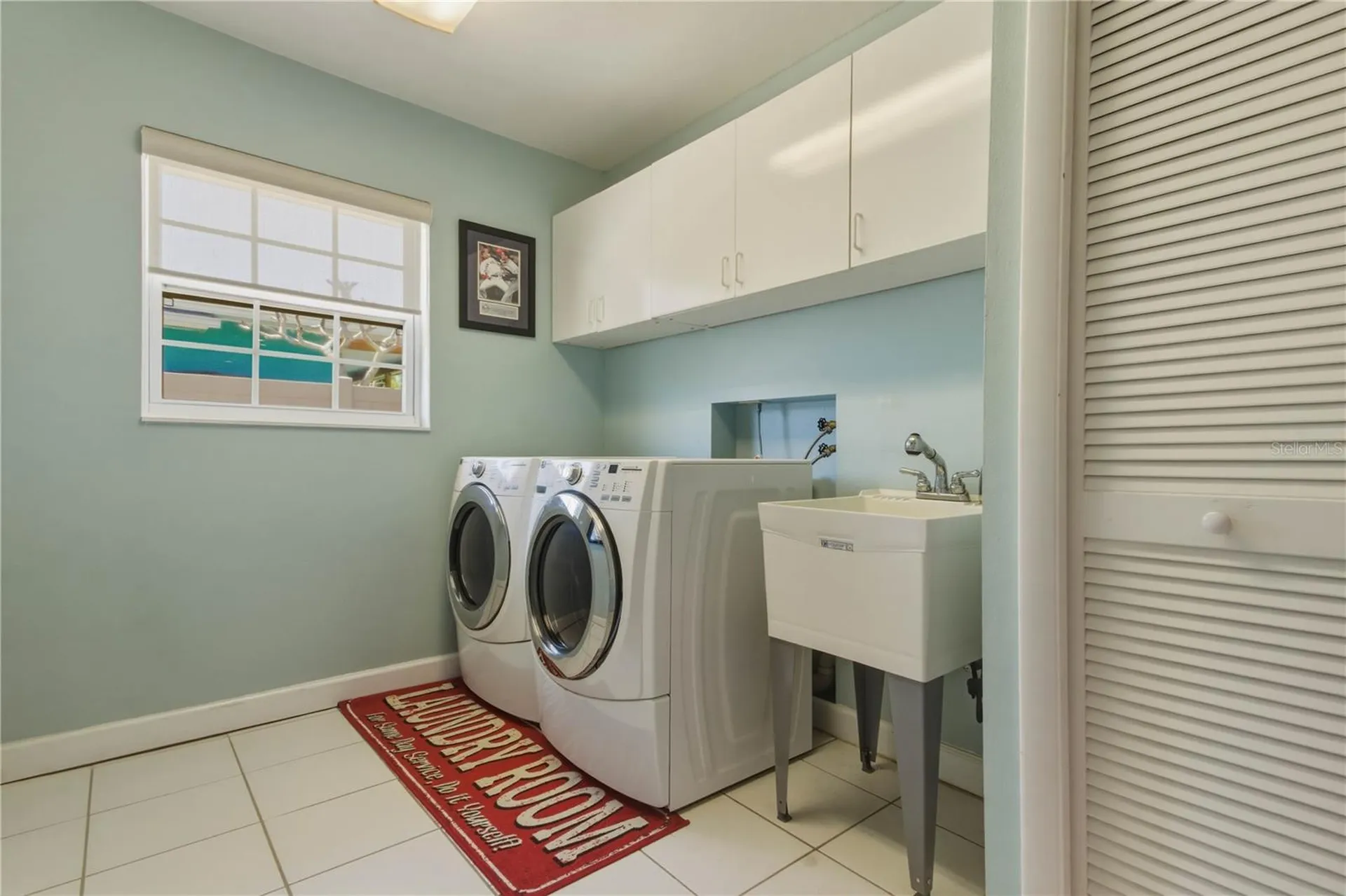 2990 Meadow Oak Drive N Clearwater FL 33761