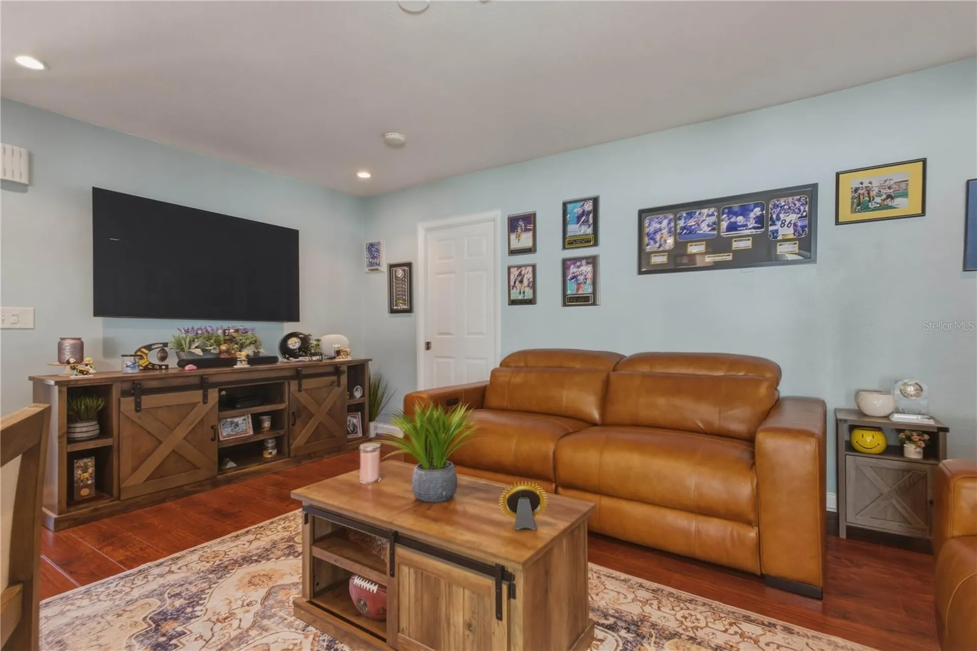 2990 Meadow Oak Drive N Clearwater FL 33761