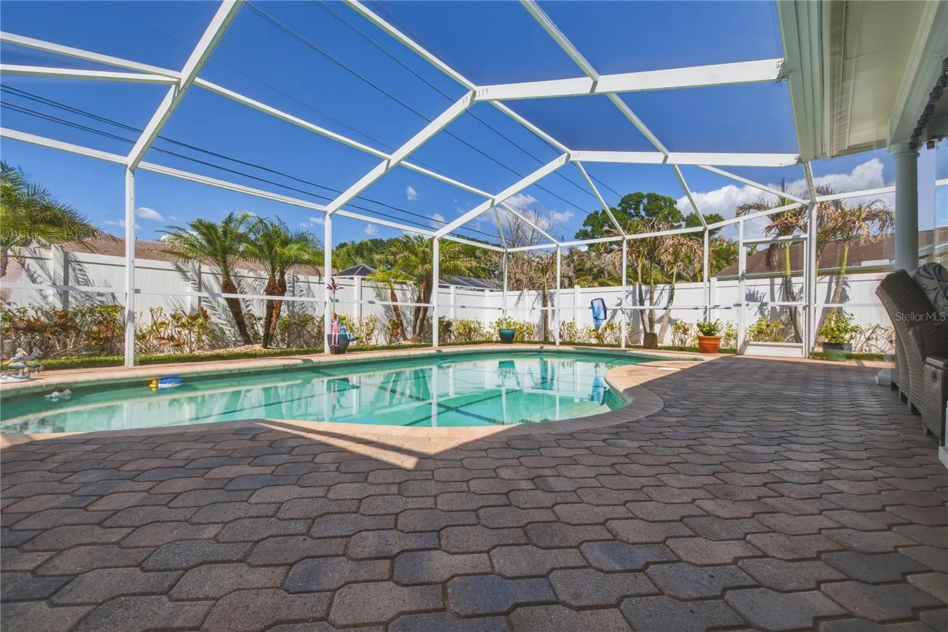 2990 Meadow Oak Drive N Clearwater FL 33761