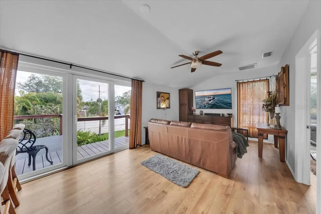 8813 S Lagoon Street Tampa FL 33615