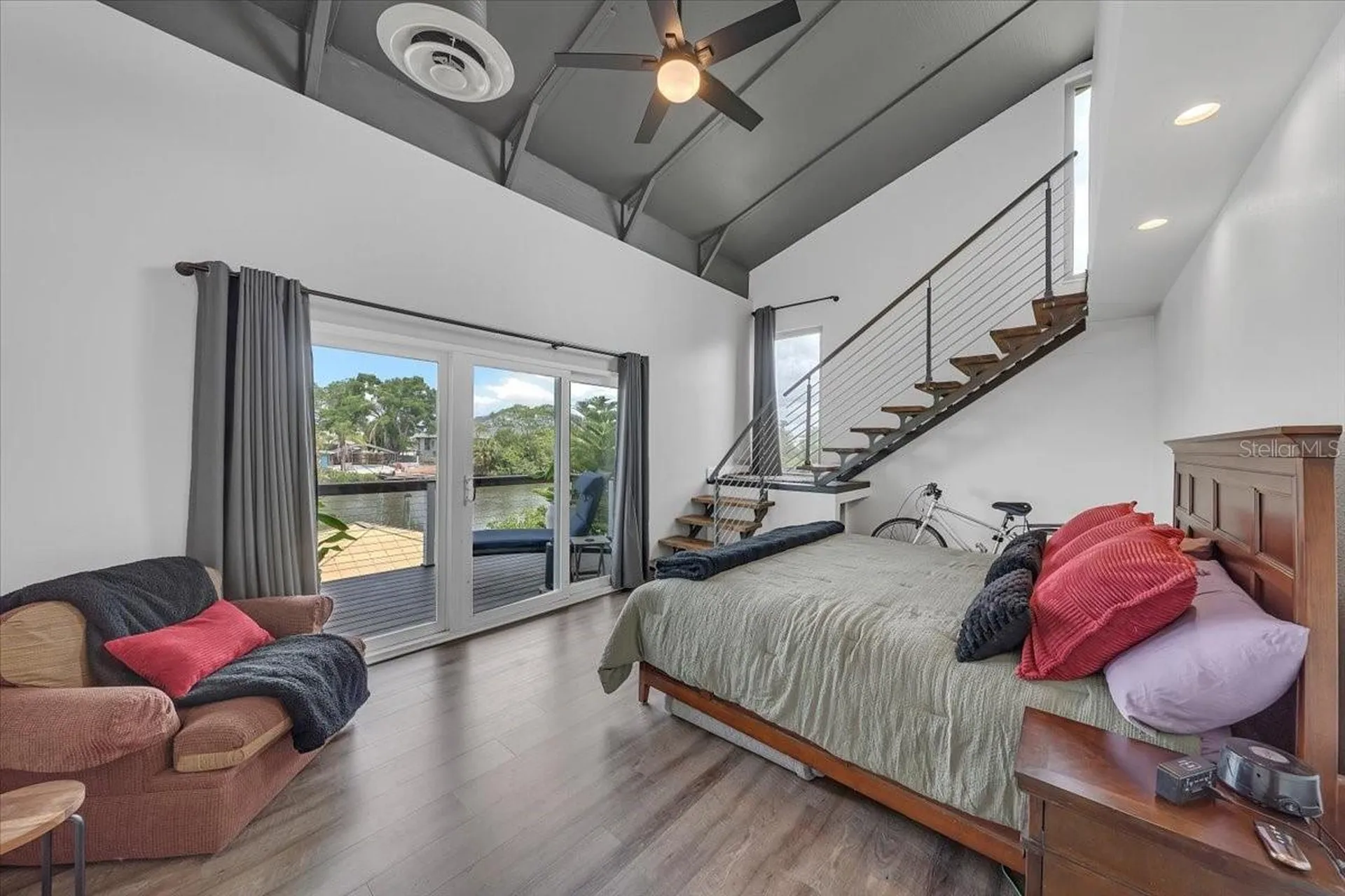 8813 S Lagoon Street Tampa FL 33615