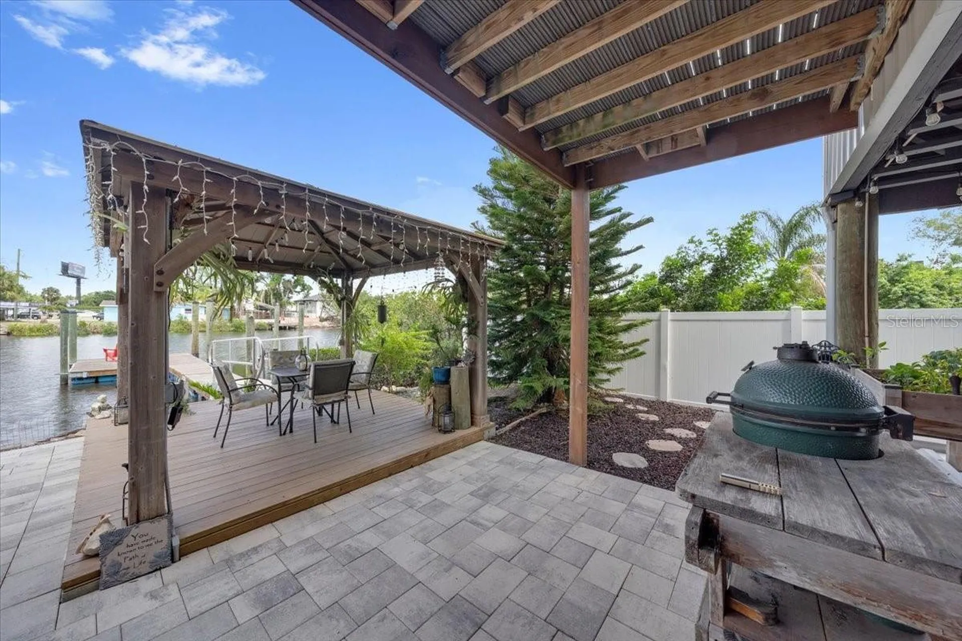 8813 S Lagoon Street Tampa FL 33615