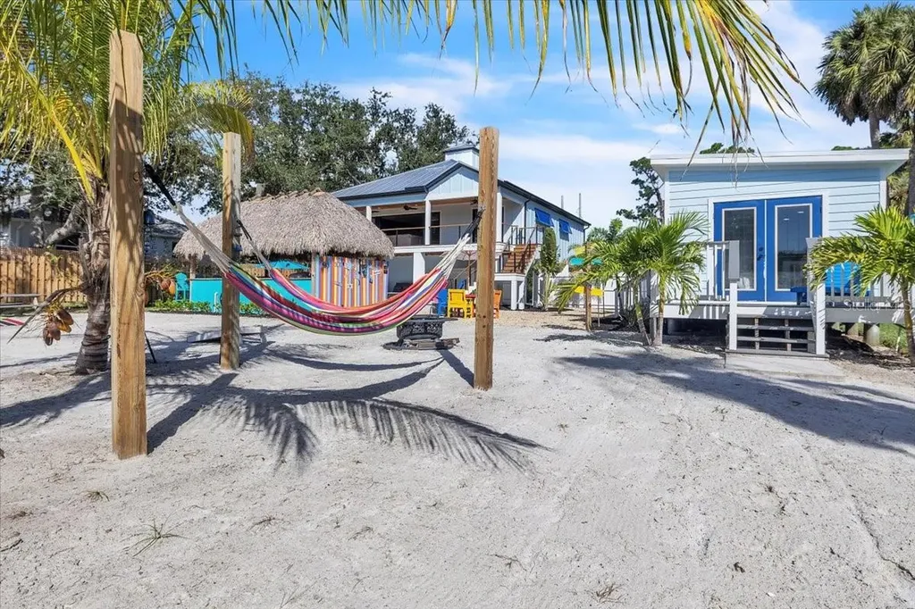 9470 Colony Drive North Fort Myers FL 33917