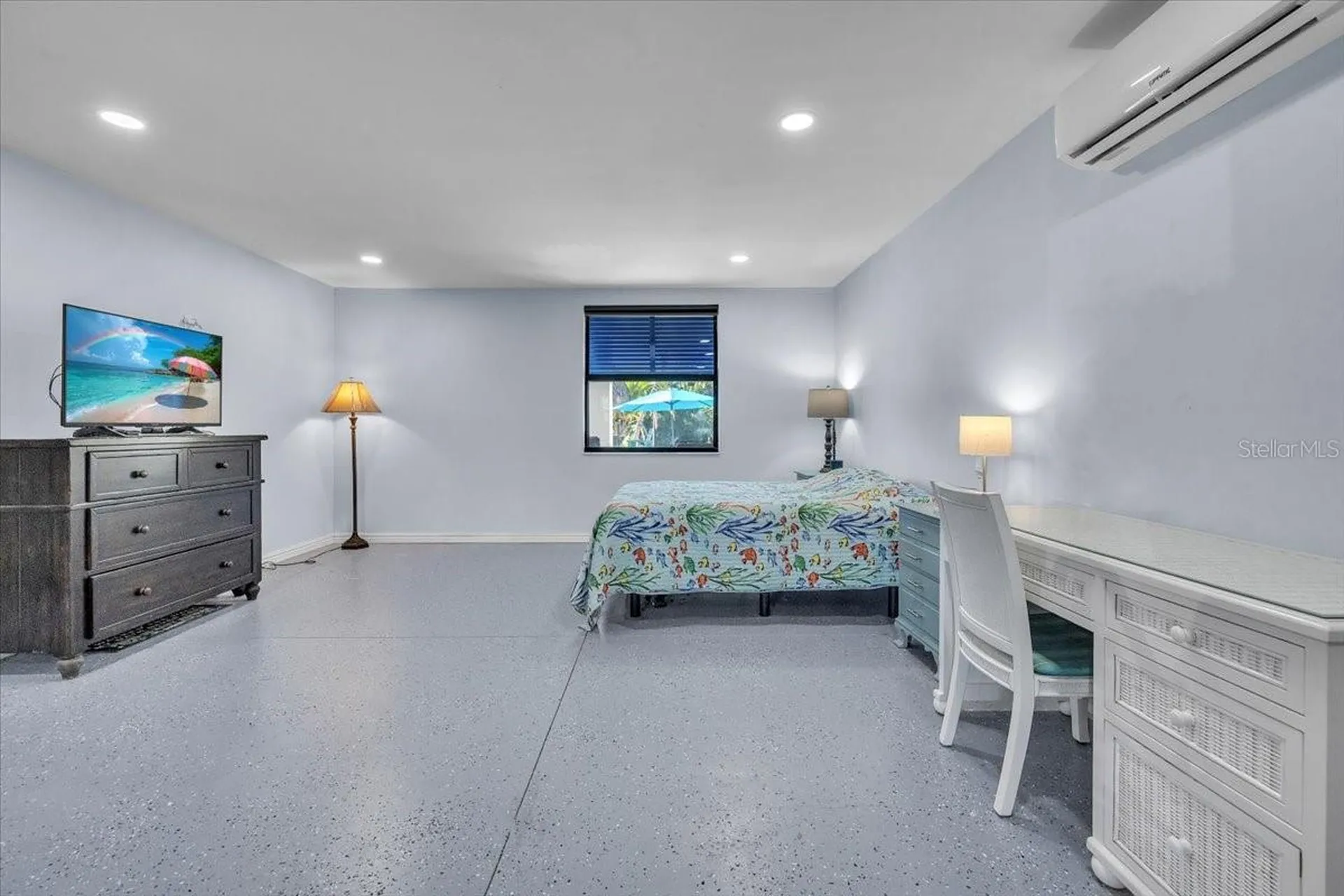 9470 Colony Drive North Fort Myers FL 33917