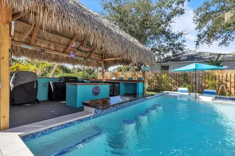 9470 Colony Drive North Fort Myers FL 33917