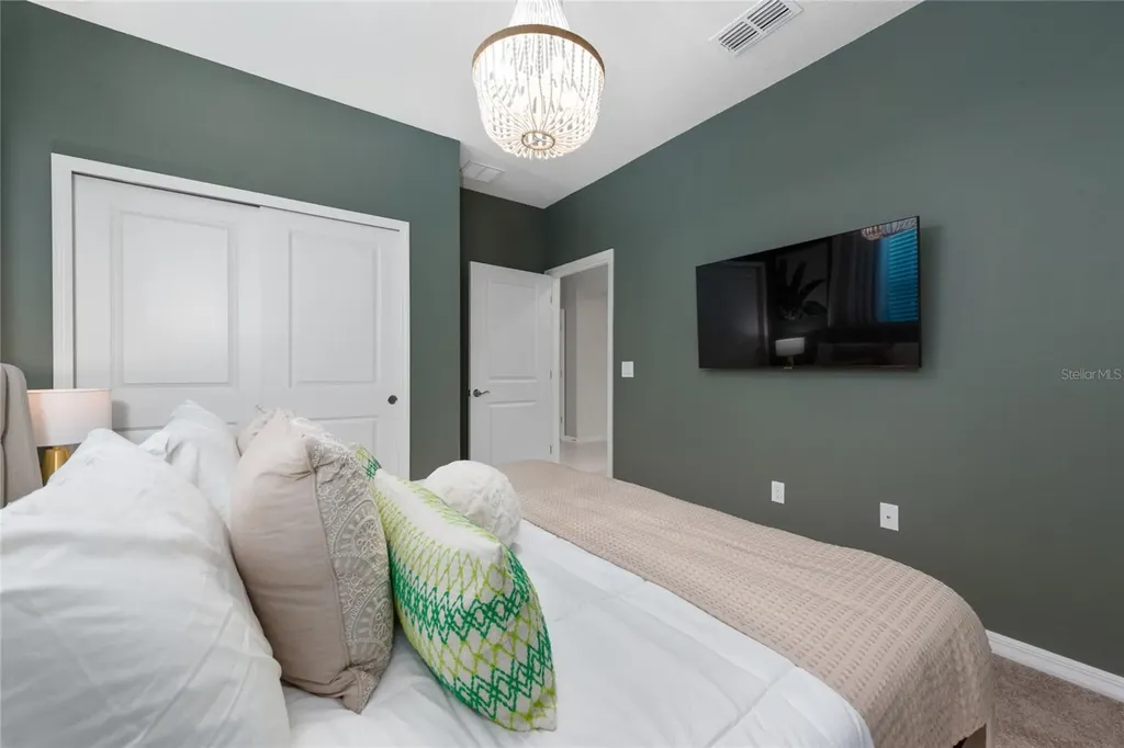 4322 Lana Avenue Davenport FL 33897