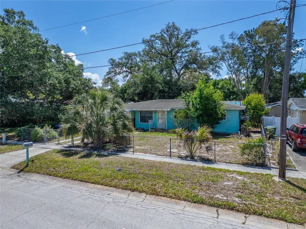 4406 W Wyoming Avenue Tampa FL 33616
