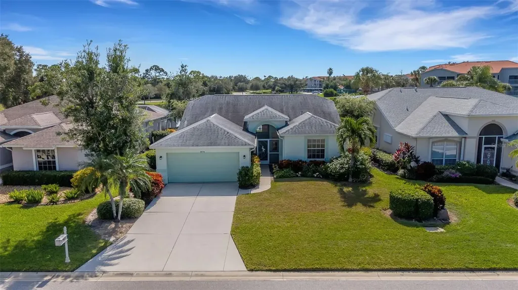 8976 Whitemarsh Avenue Sarasota FL 34238