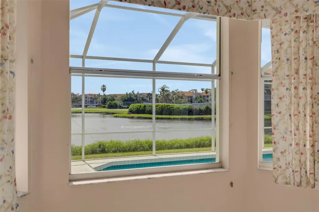 8976 Whitemarsh Avenue Sarasota FL 34238