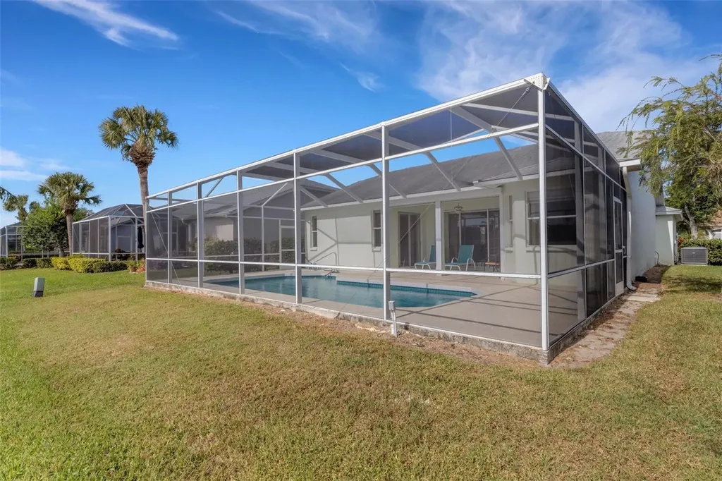 8976 Whitemarsh Avenue Sarasota FL 34238