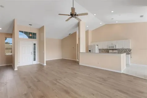 8976 Whitemarsh Avenue Sarasota FL 34238
