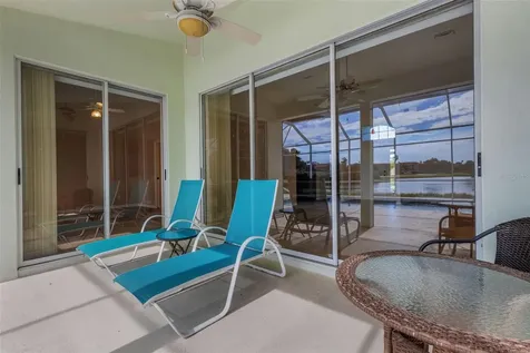 8976 Whitemarsh Avenue Sarasota FL 34238